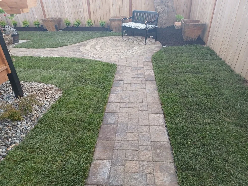 Custom outdoor landscaping for beautiful yards across Bellingham, WA - Green Earth Landscapes