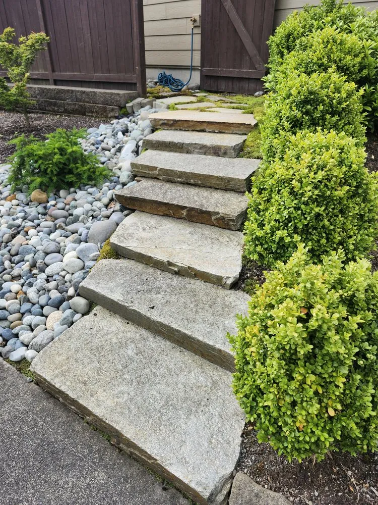 Expert landscape design in Burlington, WA - Green Earth Landscapes