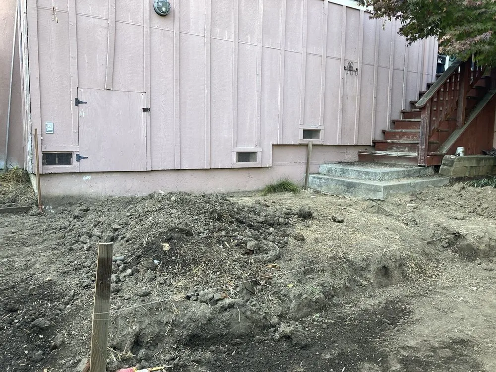 Reliable landscaping services in Castroville, CA by Green Earth Landscaping