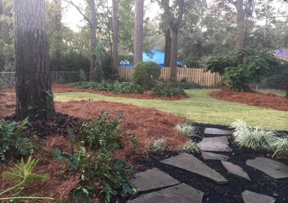 Professional yard maintenance experts serving Lavonia, GA - Green Earth Landscaping