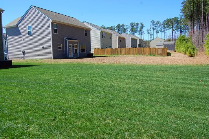 Expert landscaping services experts serving Durham, NC - Green Earth Lawn Care