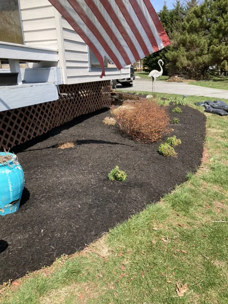 Reliable lawn care service in Newark, DE - Green Earth