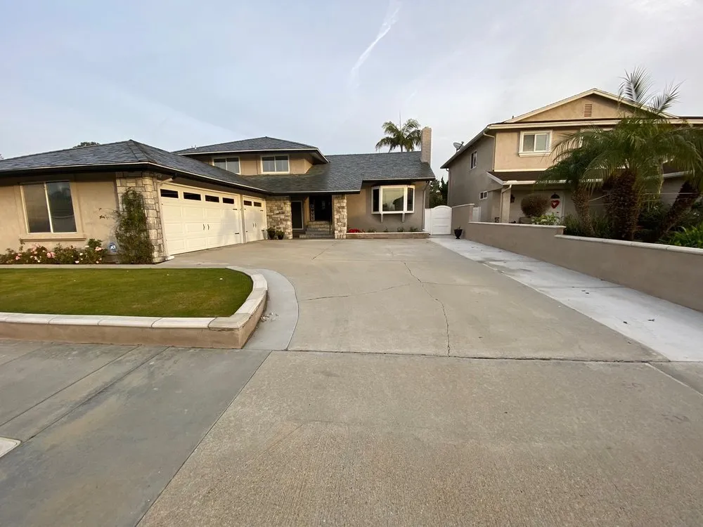 Professional garden landscaping for residential properties in Whittier, CA by Green Earth Pavers