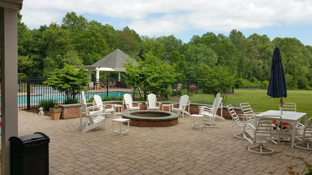 Top-rated lawn care service for homes in Spencerville, MD by Green Earth