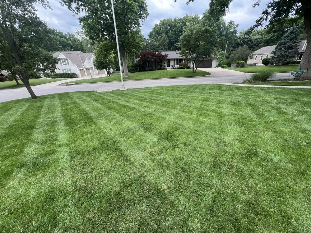 Affordable yard maintenance for homes across Overland Park, KS - Green Edge Lawn Care