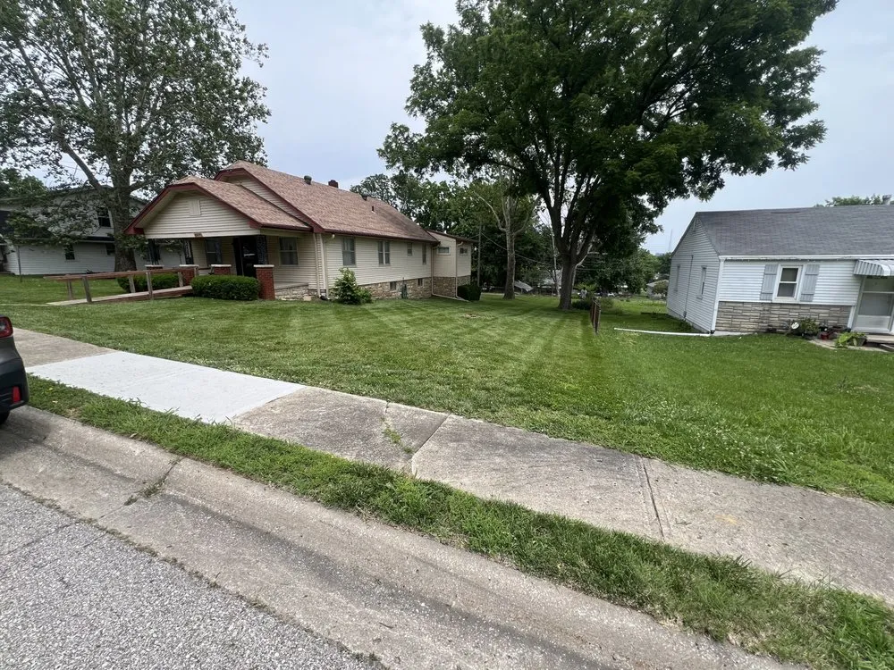 Affordable outdoor landscaping in Overland Park, KS - Green Edge Lawn Care