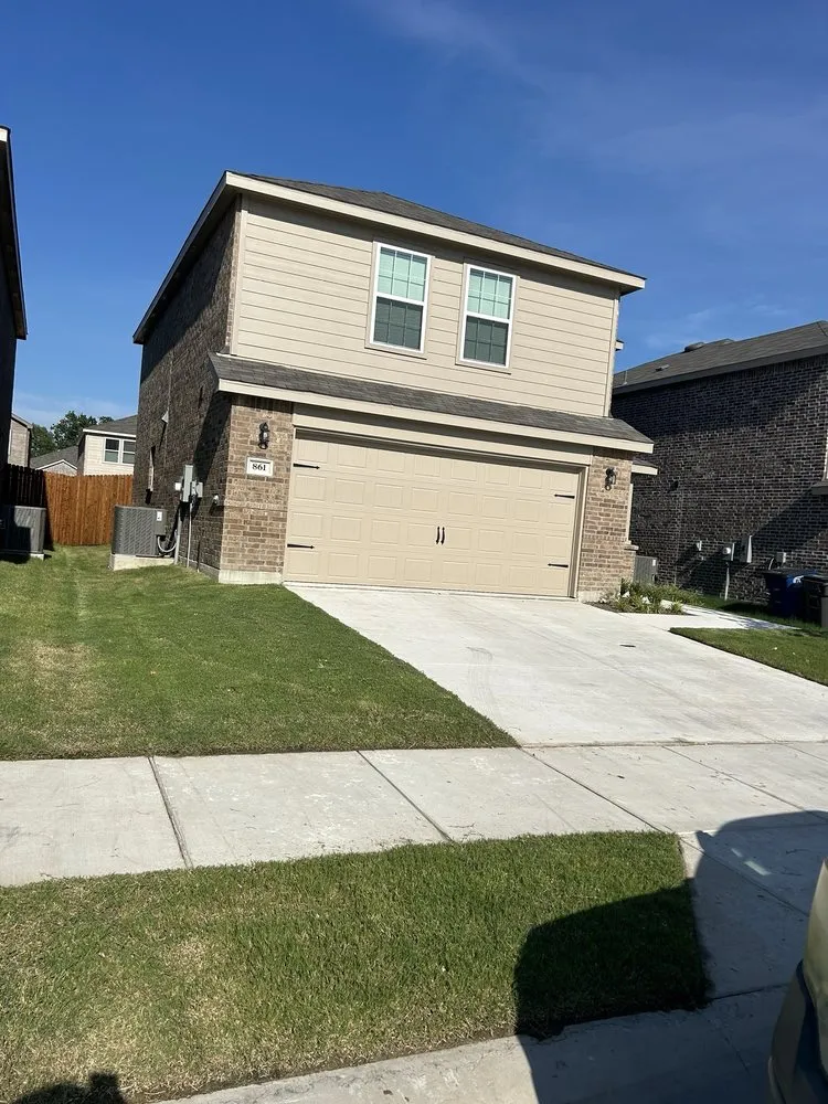 Expert lawn mowing service experts serving Princeton, TX - Green Edge Lawn Care