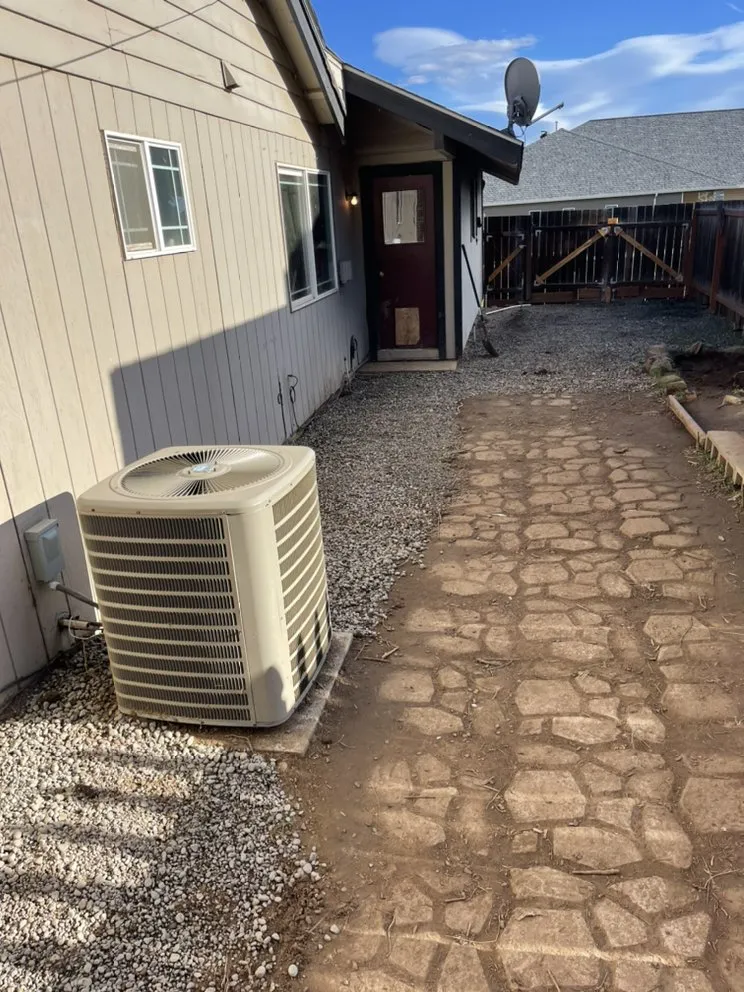 Professional outdoor landscaping for homes in Wapato, WA by Green Empire