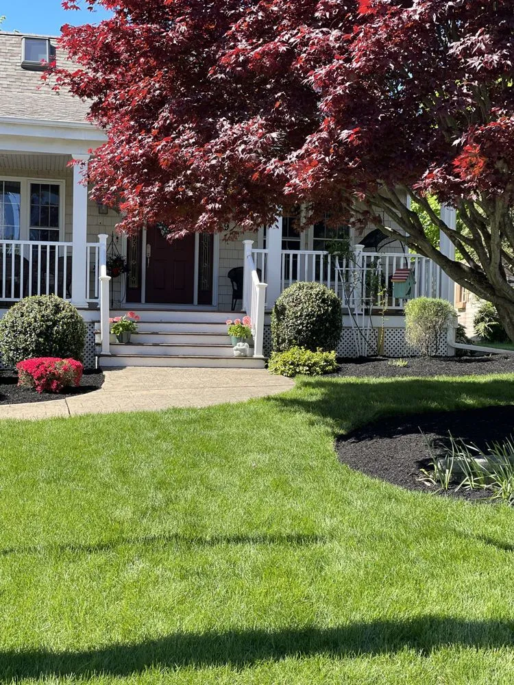 Custom lawn care service in Lincoln, RI - Green Environment Landscaping