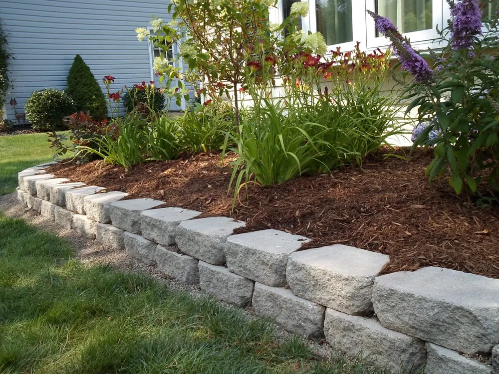 Affordable yard maintenance in Mantua, OH by Green Escapes