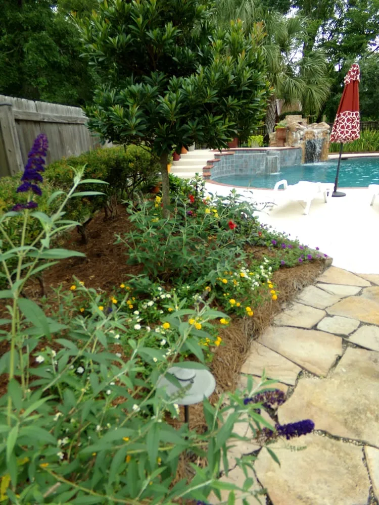 Professional lawn mowing service experts serving Prairieville, LA - Green Escapes Nursery