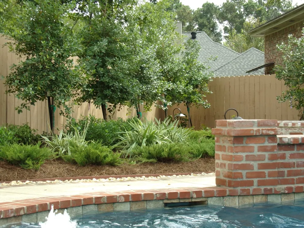 Reliable yard maintenance in Prairieville, LA by Green Escapes Nursery