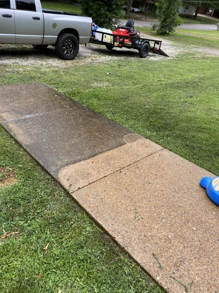 Trusted yard cleanup service with custom design across Florence, AL - Green Estate