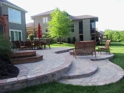 Affordable lawn mowing service near you in Overland Park, KS by Green Expectations Landscaping