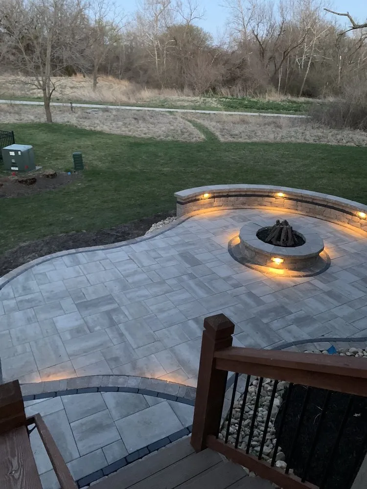 Top-rated outdoor landscaping for year-round maintenance in Overland Park, KS by Green Expectations Landscaping