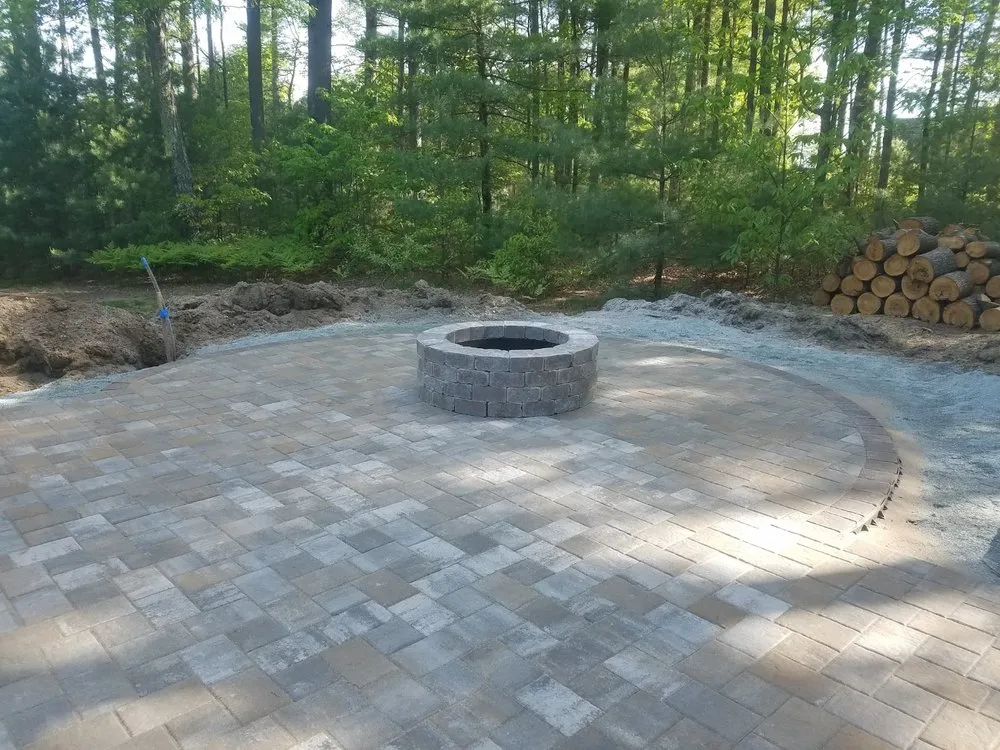 Expert yard maintenance in Sharon, MA - Green Fields Landscaping