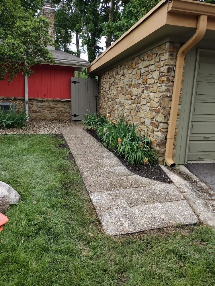 Expert landscape installation experts serving Indianapolis, IN - Green Forest Landscaping