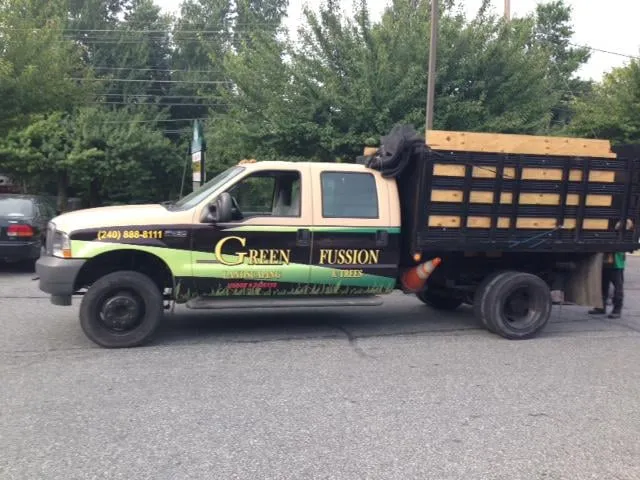Custom yard cleanup service in Montgomery Village, MD - Green Fussion Services