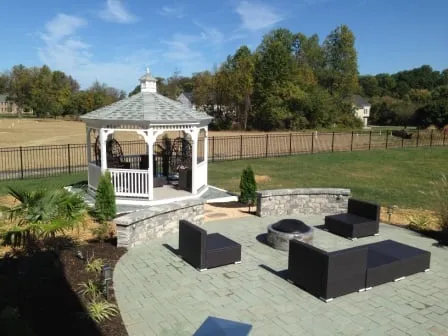 Expert lawn care service experts serving Elkrdige, MD - Green Future Construction
