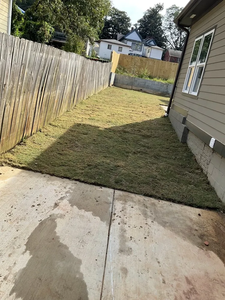 Top-rated outdoor landscaping experts serving Atlanta, GA - Green Garden Lawn & Landscape