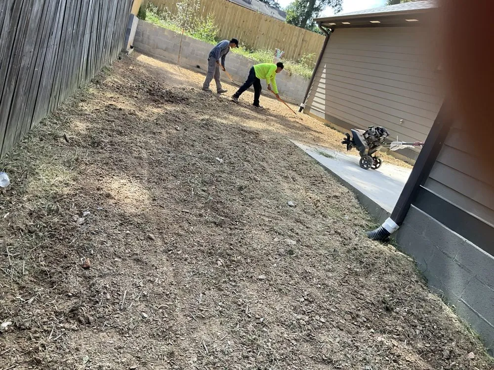 Trusted yard cleanup service near you across Atlanta, GA - Green Garden Lawn & Landscape