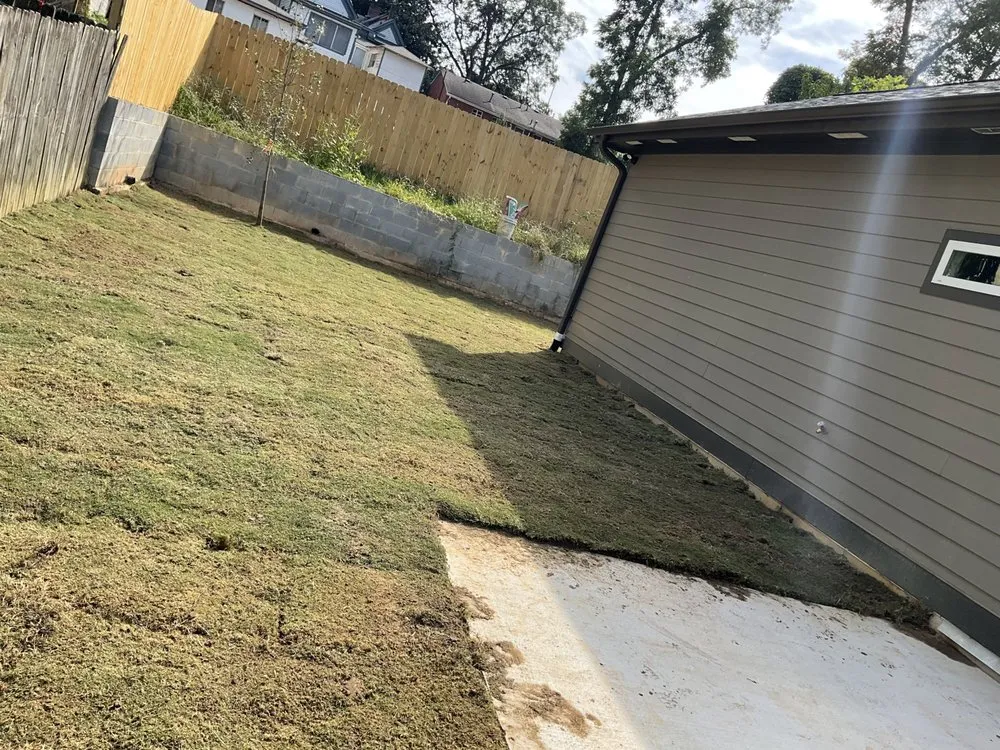 Top-rated lawn care service for homes in Atlanta, GA by Green Garden Lawn & Landscape