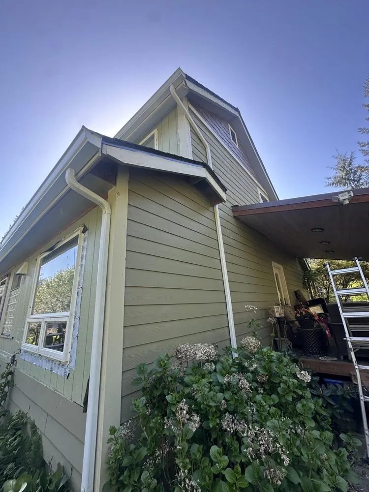 Expert lawn care service in Salem, OR - Green Gardens Landscape