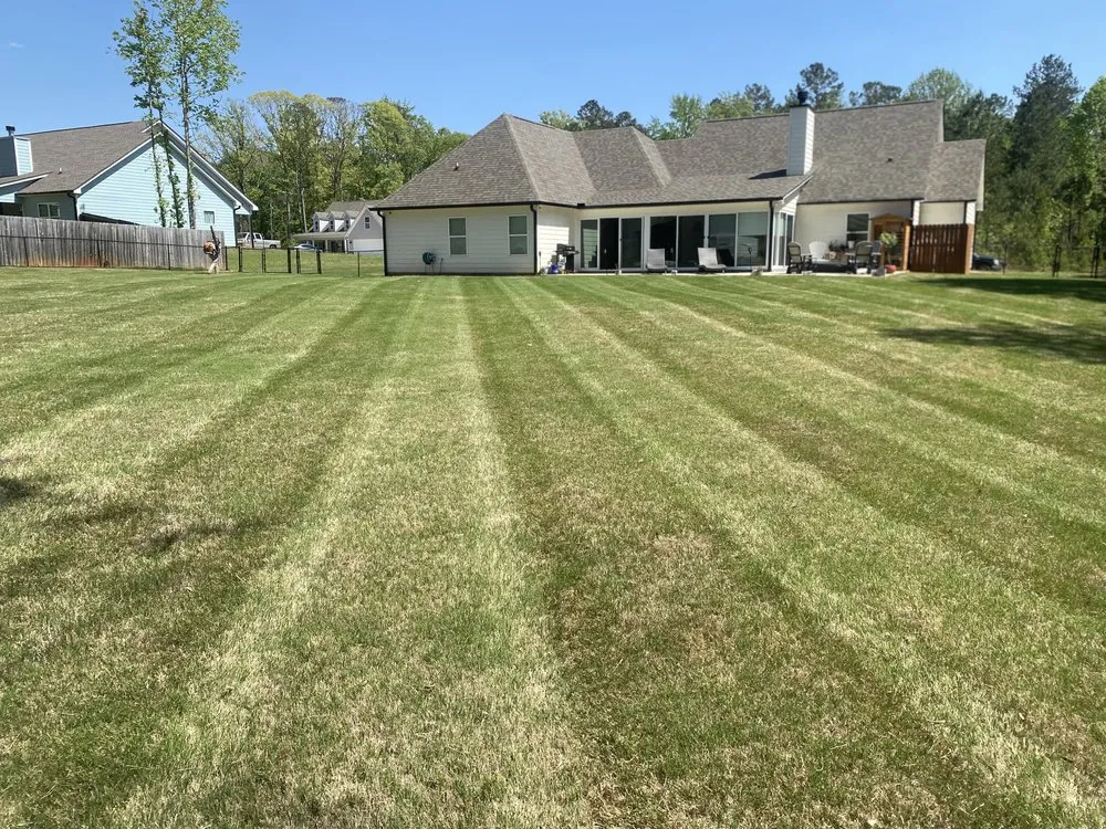 Affordable lawn care service in Eatonton, GA - Green Gardens Lawn Service