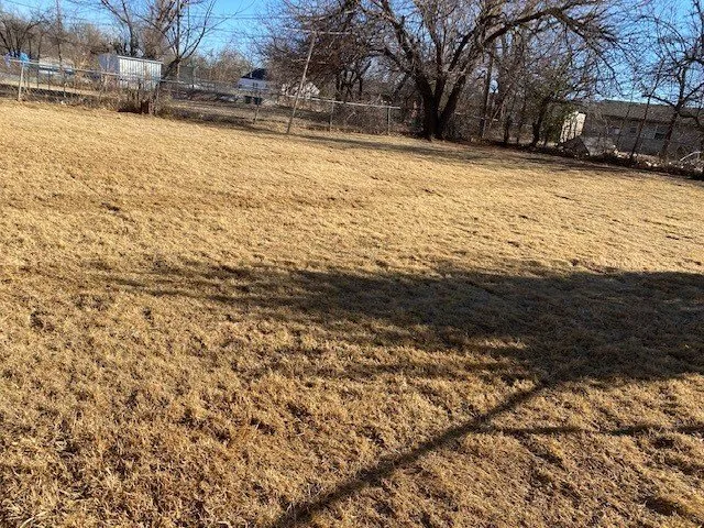 Professional landscape design experts serving Oklahoma City, OK - Green Gardens