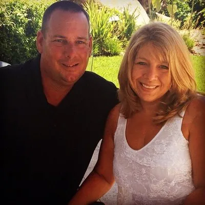 Green Giant Tree Service Logo