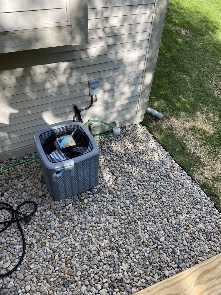 Local yard cleanup service for homes in Grand Blanc, MI by Green Glove Landscaping