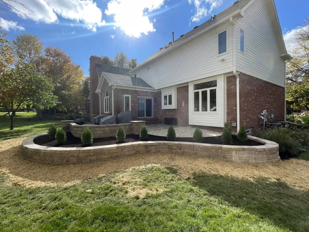 Professional yard cleanup service in Indianapolis, IN by Green Gold