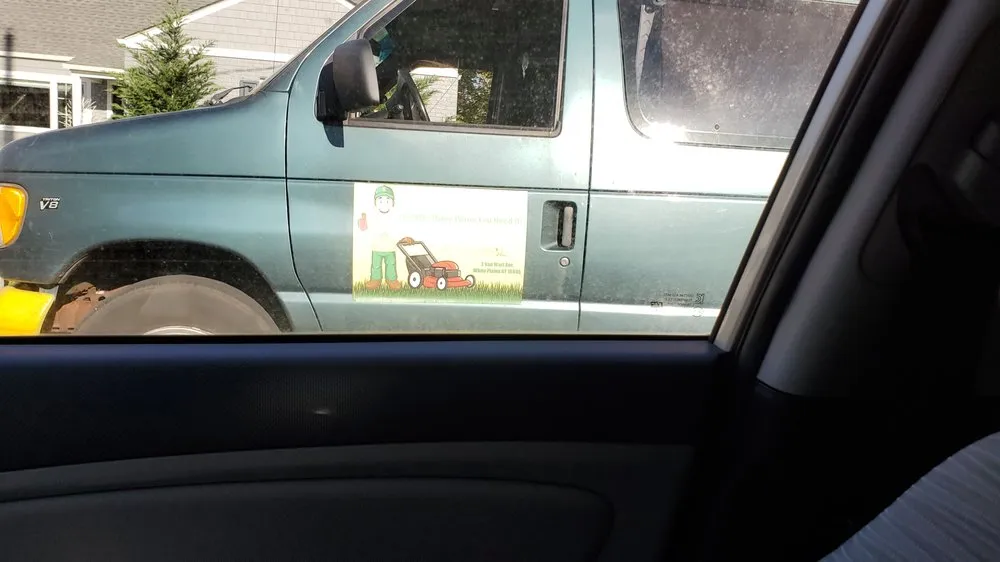 Custom garden landscaping in White Plains, NY - Green Gold Landscaping