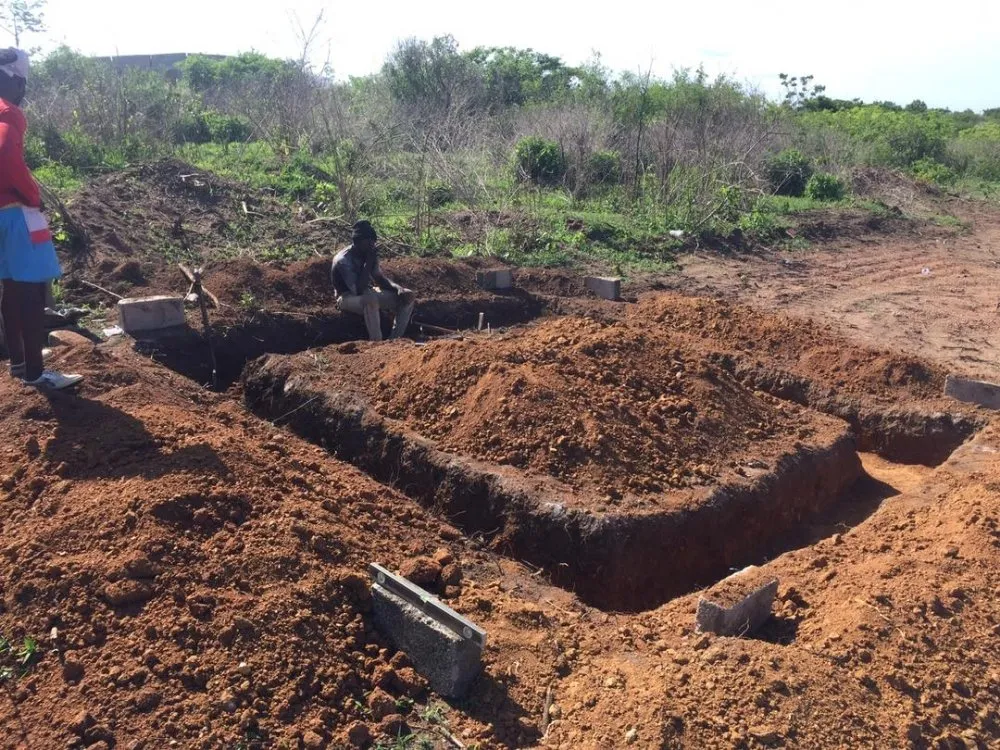 Local garden landscaping in Port St Lucie, FL by Green Gold Lawn Care