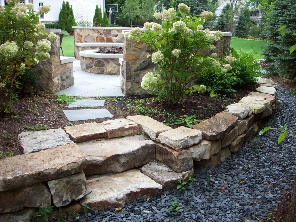 Affordable outdoor landscaping in Downers Grove, IL by Green Grass