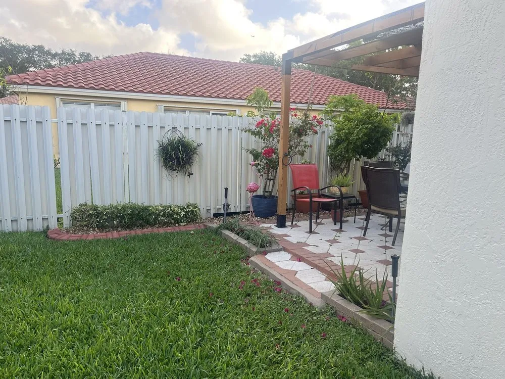 Local yard cleanup service in Opa Locka, FL by Green Grass III Landscaping