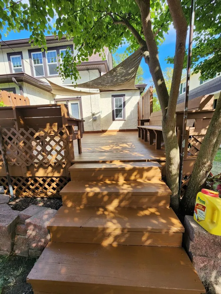 Top-rated lawn mowing service in Greenfield, IN - Green Grass Landscaping