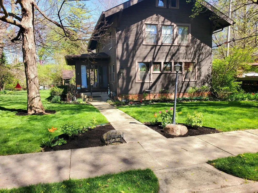 Expert garden landscaping near you across Greenfield, IN - Green Grass Landscaping