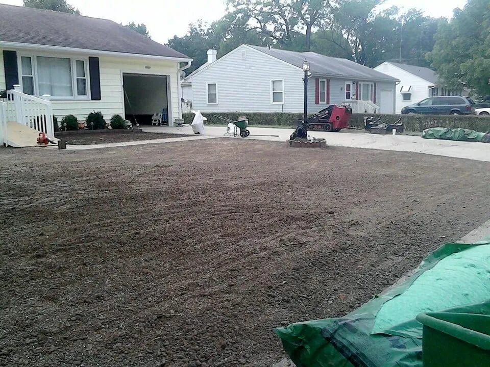 Custom lawn care service near you in Claycomo, MO by Green Grass Lawn & Sprinklers