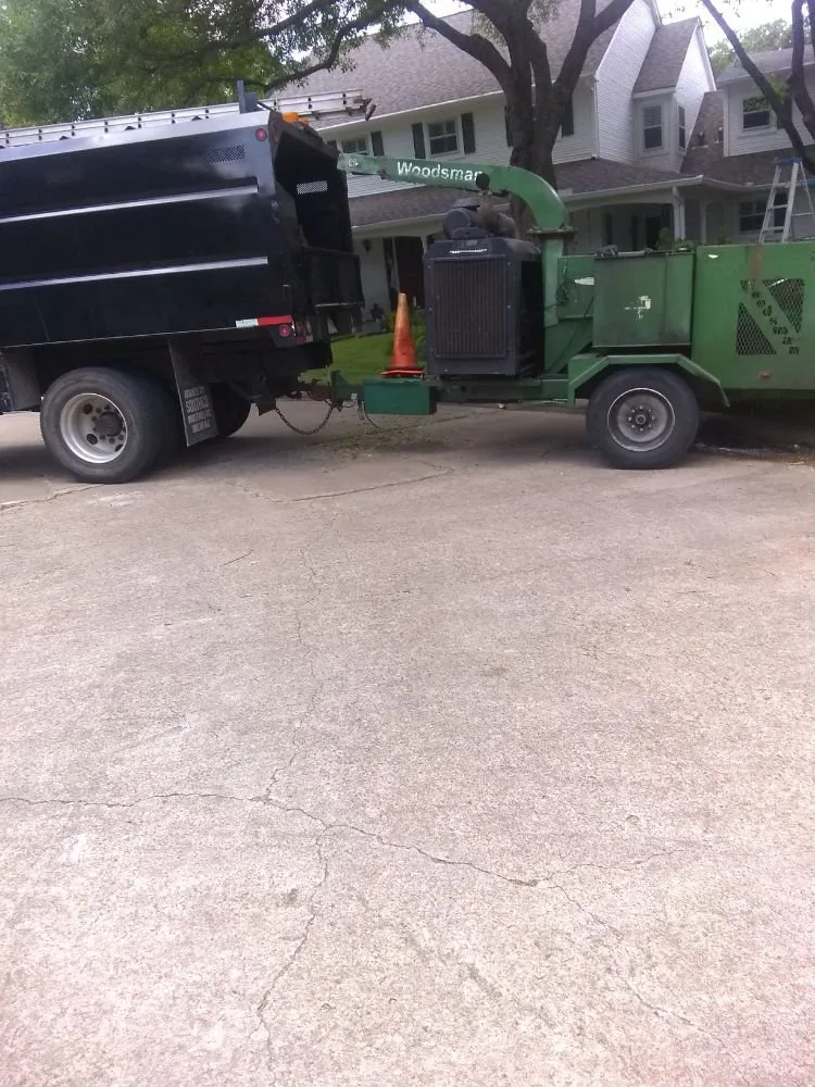 Expert lawn care service experts serving Katy, TX - Green Grass Lawn Care & Landscaping