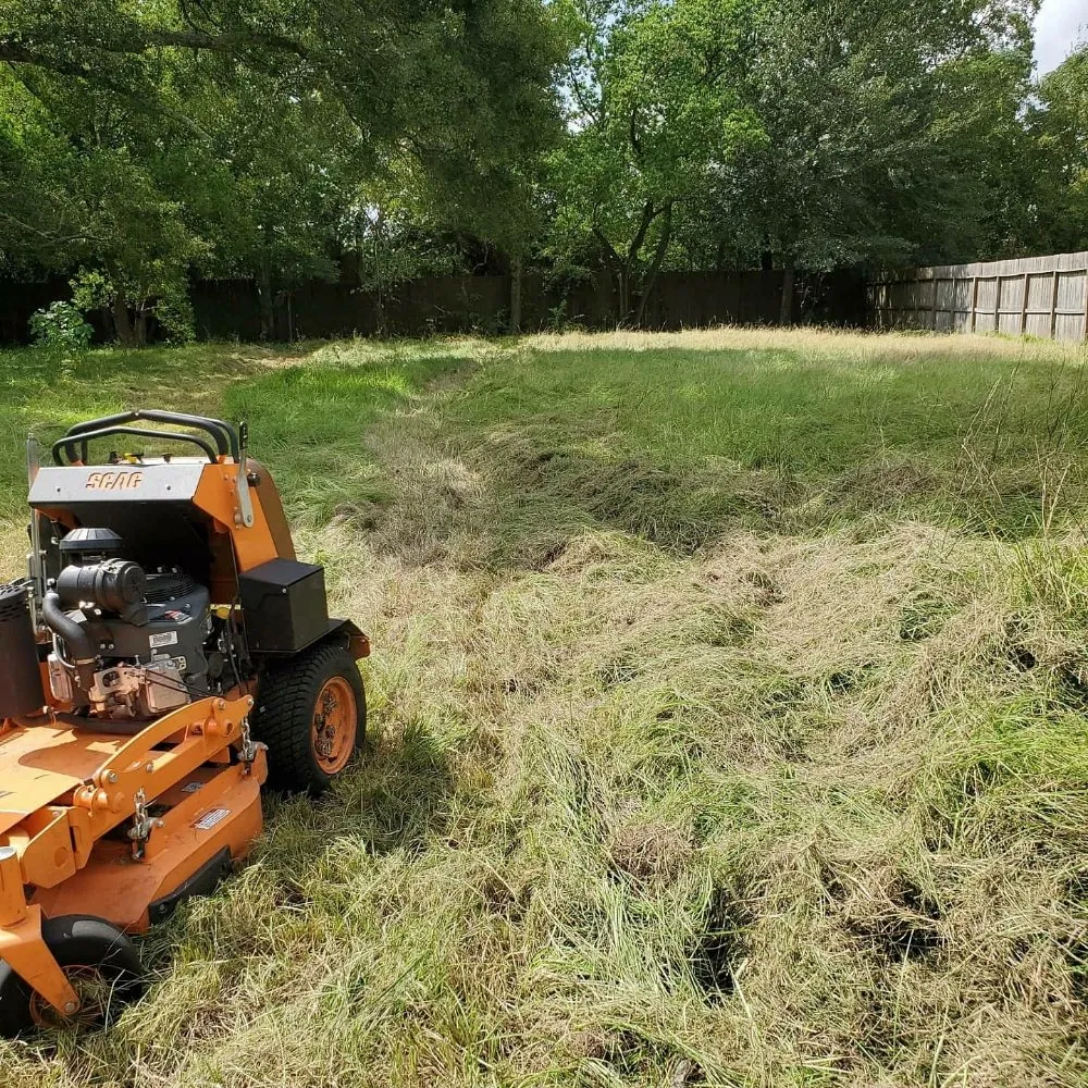 Top-rated yard maintenance in Katy, TX - Green Grass Lawn Care & Landscaping