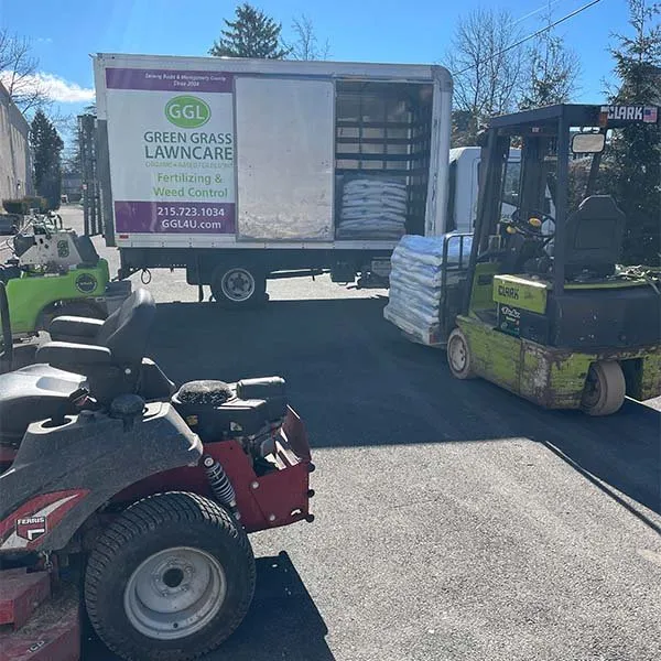 Top-rated lawn care service in Telford, PA - Green Grass Lawncare