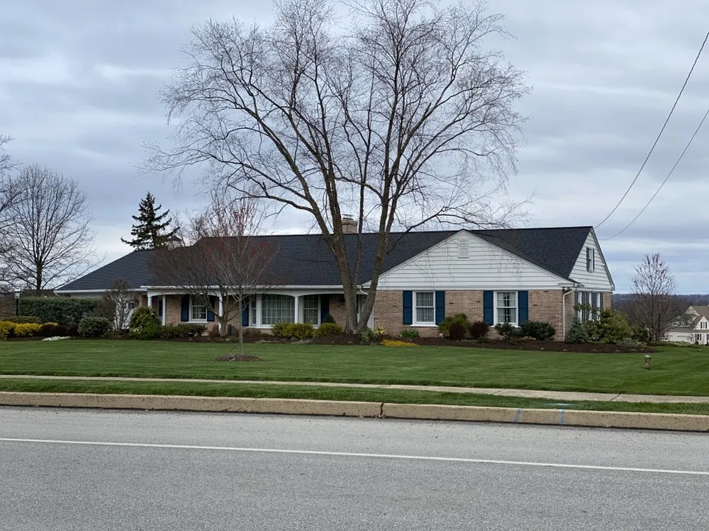 Expert lawn care service experts serving Telford, PA - Green Grass Lawncare