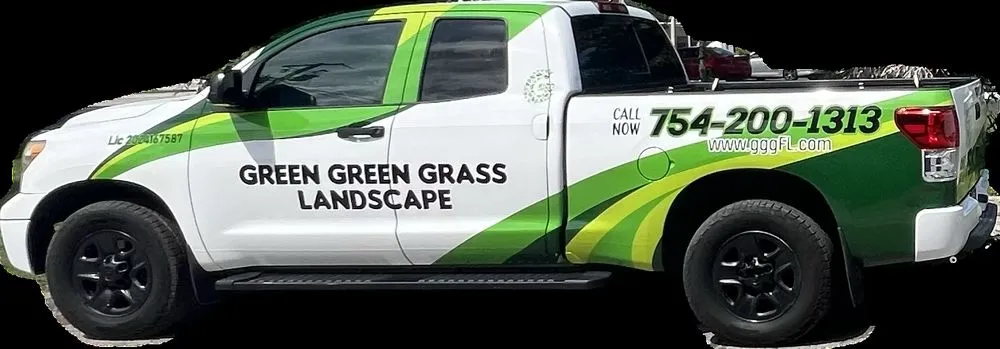 Custom yard maintenance for residential properties across Boca Raton, FL - Green Green Grass