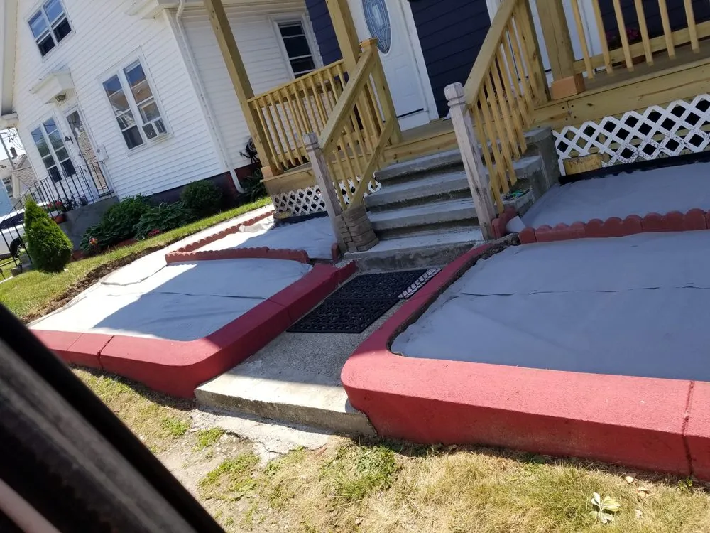 Trusted outdoor landscaping for homes across Pawtucket, RI - Green Groomers