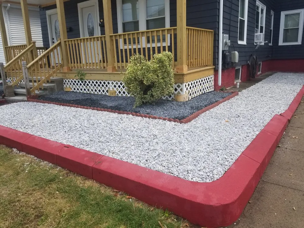 Top-rated yard maintenance in Pawtucket, RI by Green Groomers