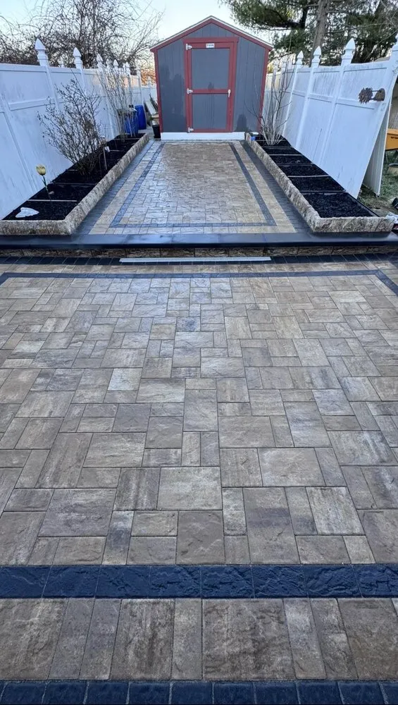 Custom landscaping services experts serving Bremerton, WA - Green Grounds Landscaping And Hardscape