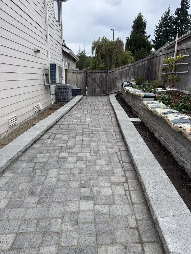 Reliable outdoor landscaping in Bremerton, WA by Green Grounds Landscaping And Hardscape