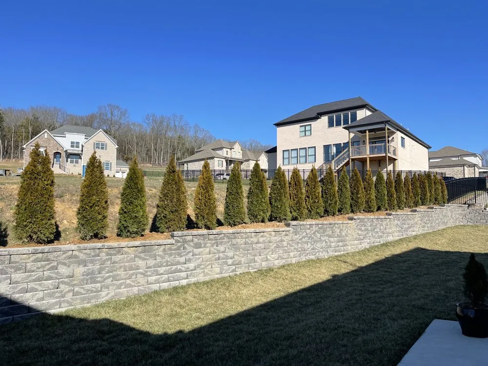 Local outdoor landscaping experts serving NOLENSVILLE, TN - Green Grow Nursery and Landscaping Services