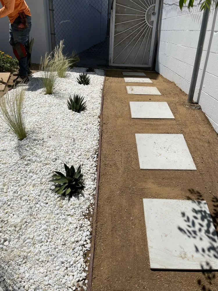 Custom lawn care service in Inglewood, CA by Green Grows Landscaping